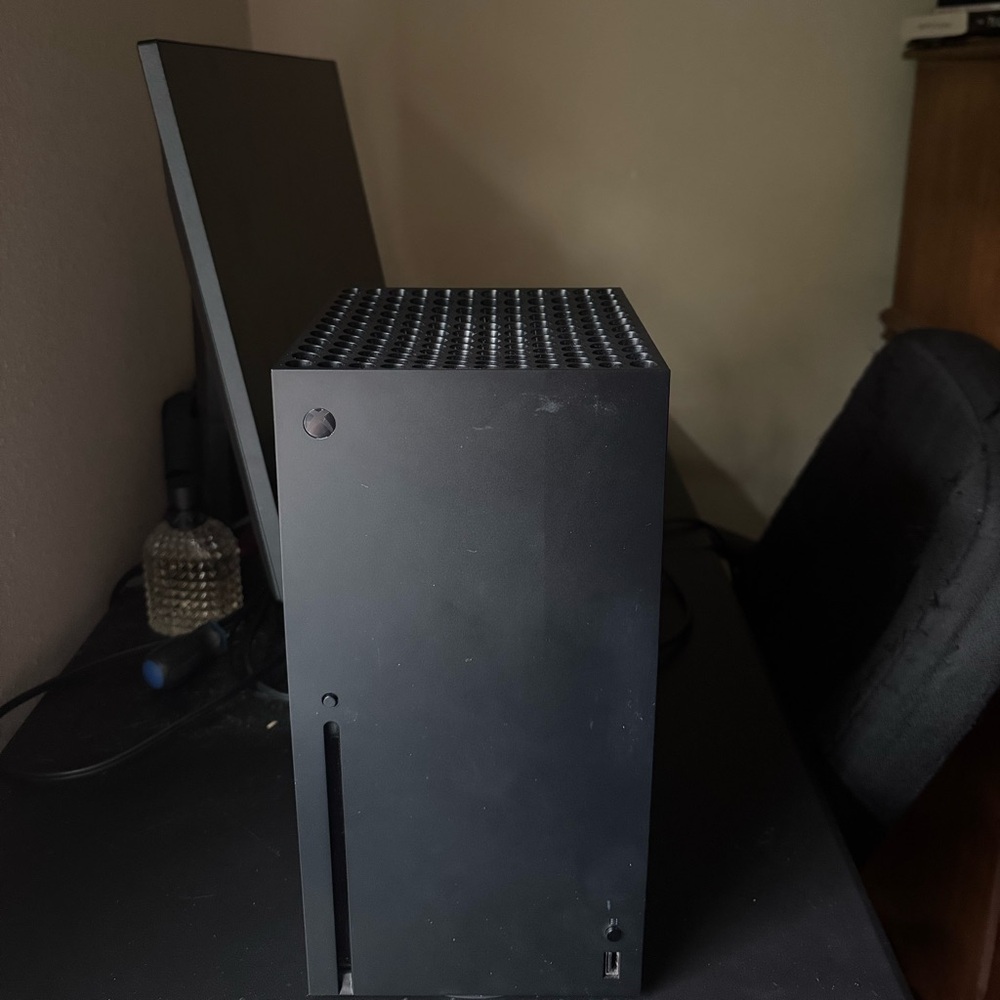 Xbox series x with controllers